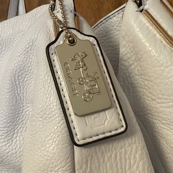 Coach white pebbled leather shoulder bag purse 3 compartments tan satin interior - Picture 5 of 16